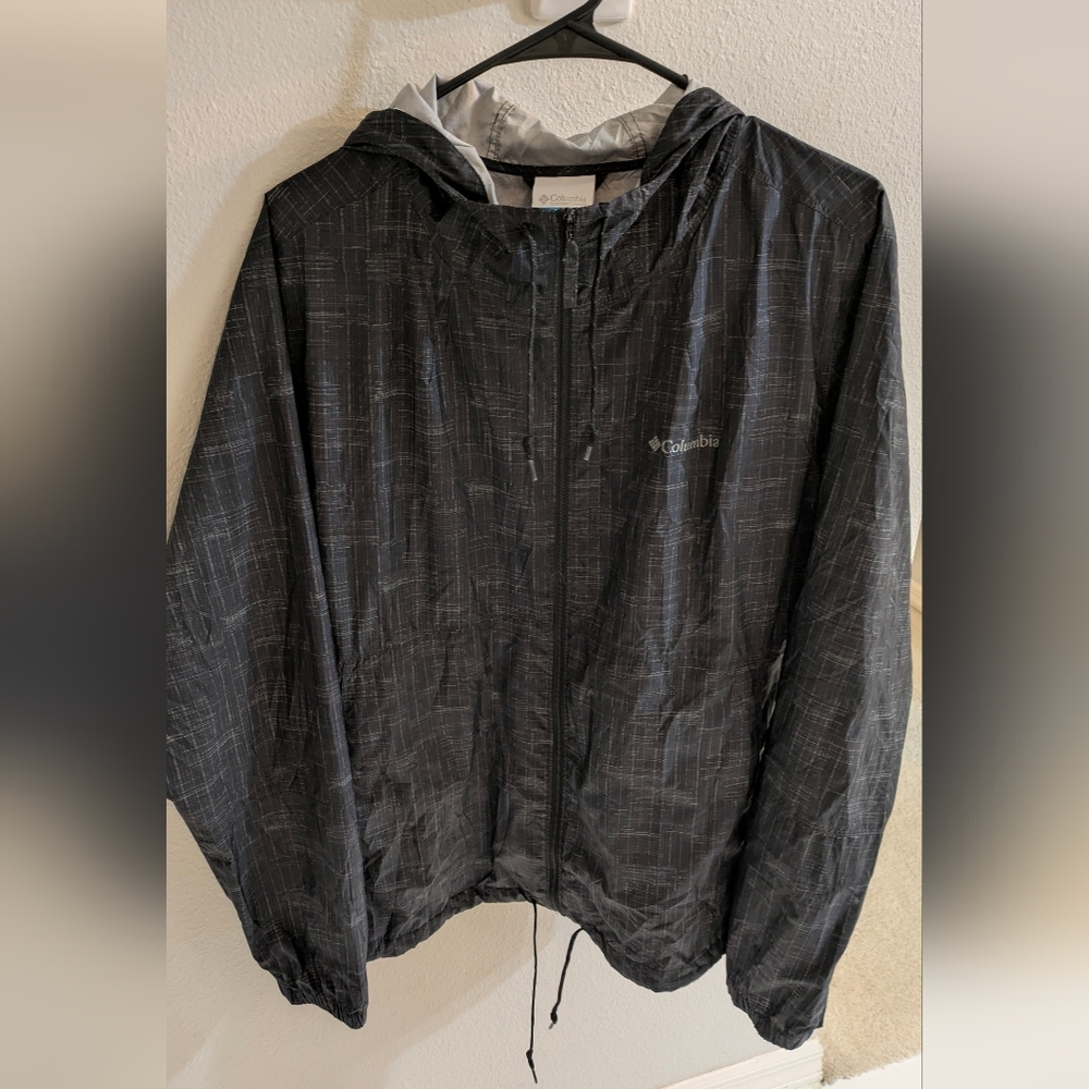 Columbia Black Grey Hooded Jacket Windbreaker